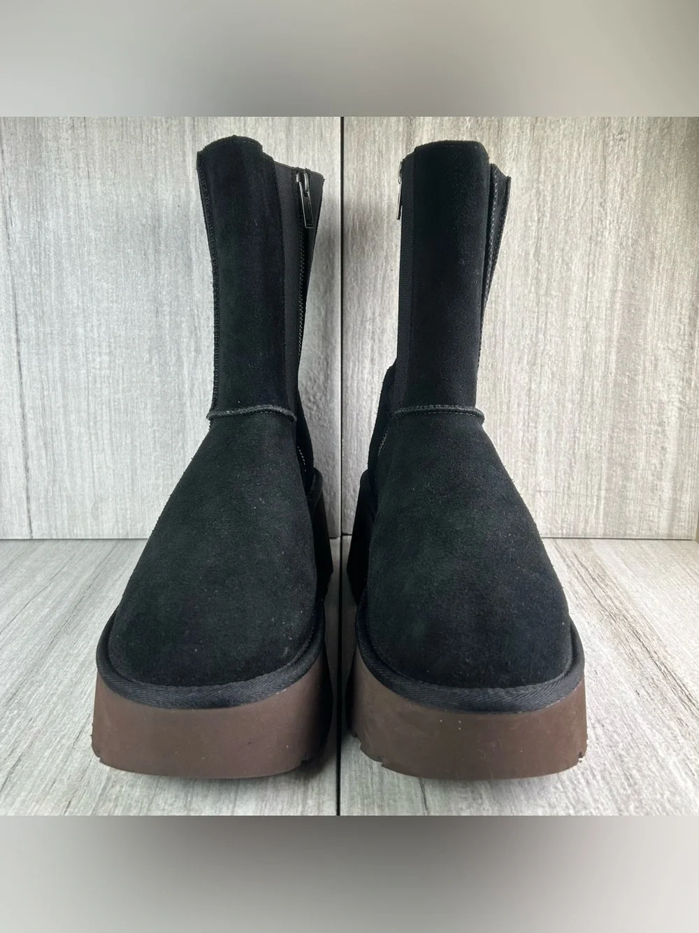 NEW UGG Classic Twin Seam New Heights Black Suede Platform Boots Women’s Size 10